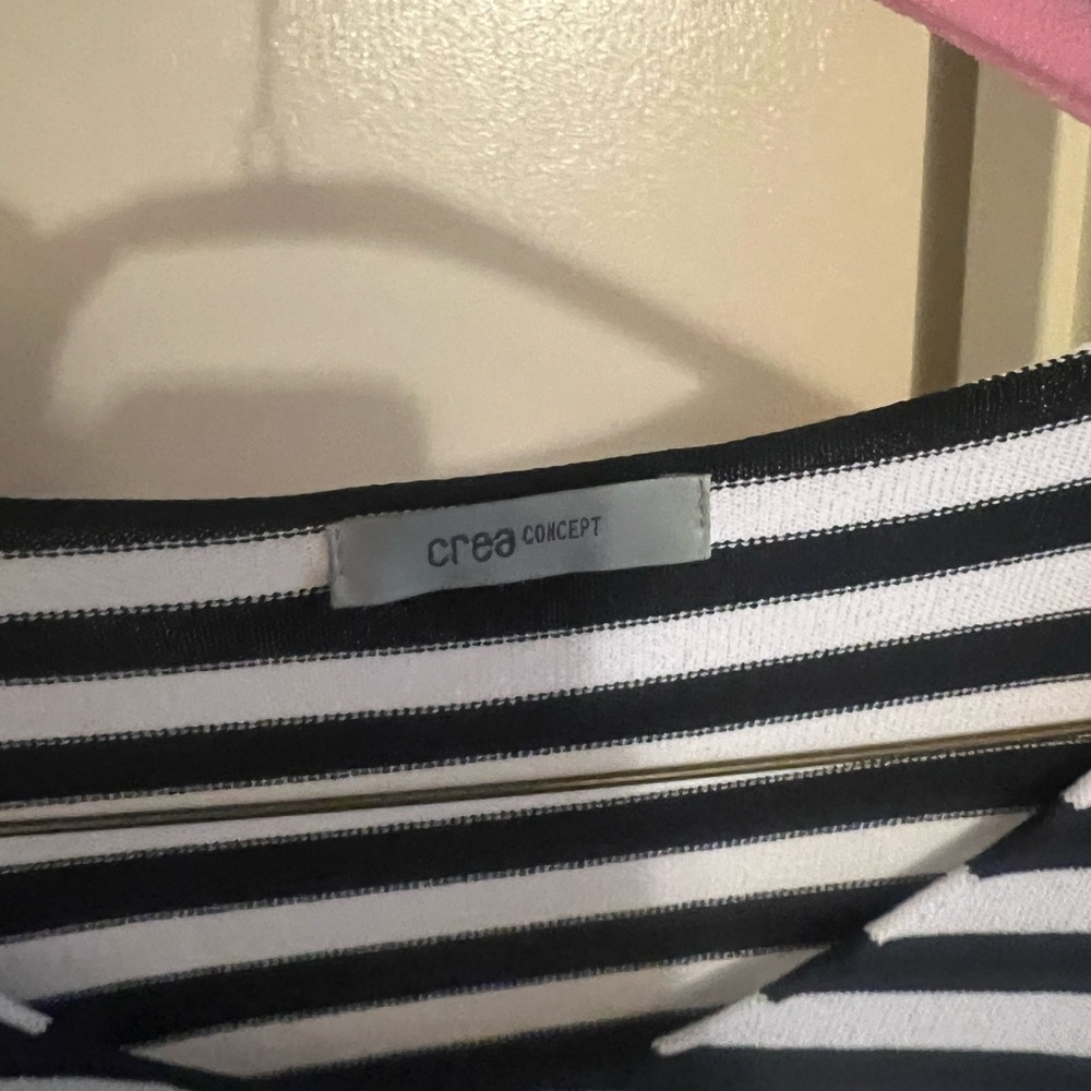 Crea Concept Black and White Striped Cape